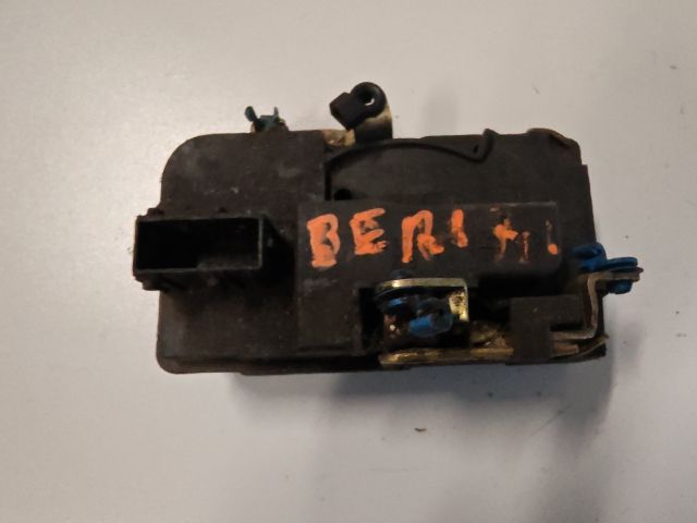 bontott CITROËN BERLINGO Bal első Ajtózár