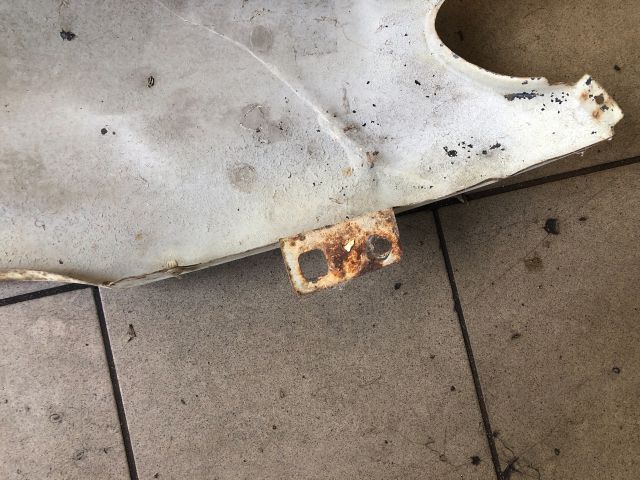 bontott CITROËN BERLINGO Bal első Sárvédő