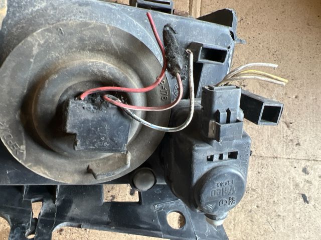 bontott CITROËN BERLINGO Bal Fényszóró