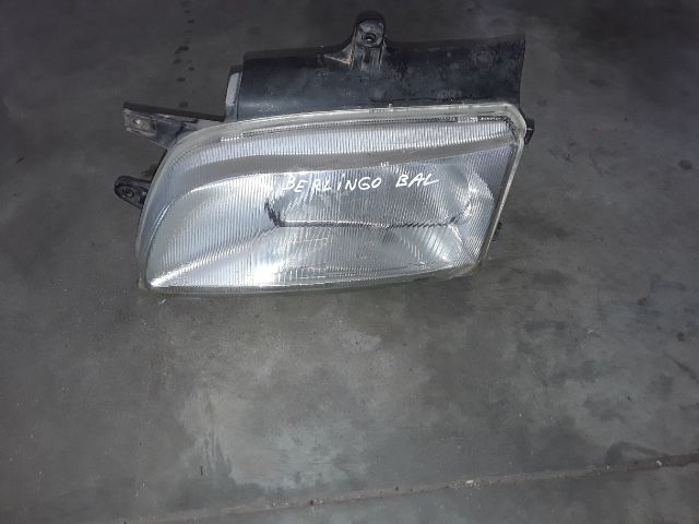 bontott CITROËN BERLINGO Bal Fényszóró