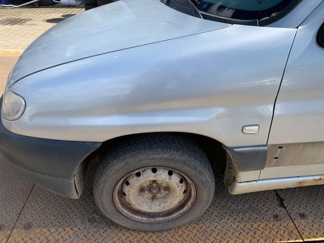 bontott CITROËN BERLINGO Bal Fényszóró