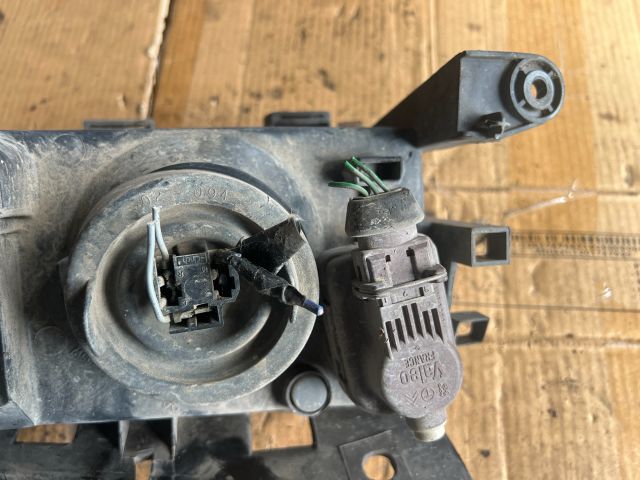 bontott CITROËN BERLINGO Bal Fényszóró