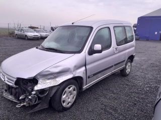 bontott CITROËN BERLINGO Bal hátsó Ablak