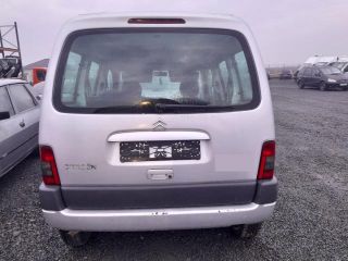 bontott CITROËN BERLINGO Bal hátsó Ajtó (Üres lemez)