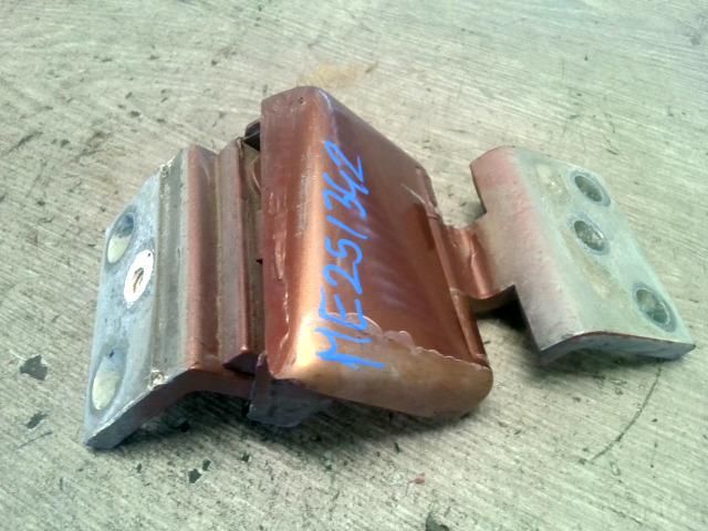 bontott CITROËN BERLINGO Bal hátsó Felső Zsanér