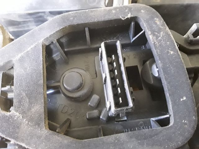 bontott CITROËN BERLINGO Bal Hátsó Lámpa