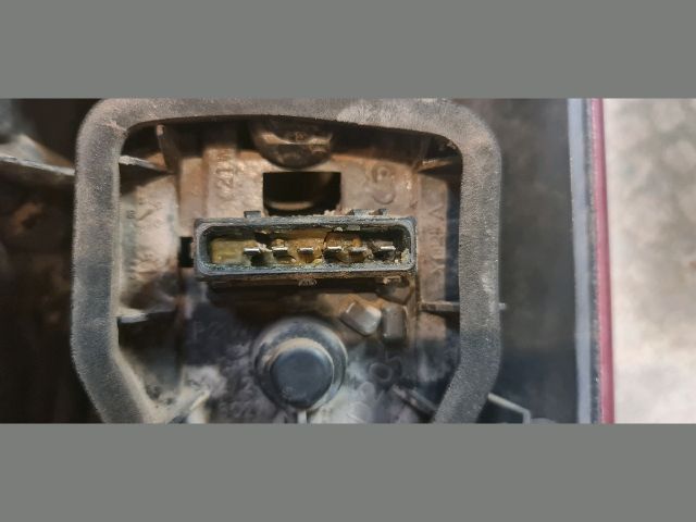 bontott CITROËN BERLINGO Bal Hátsó Lámpa