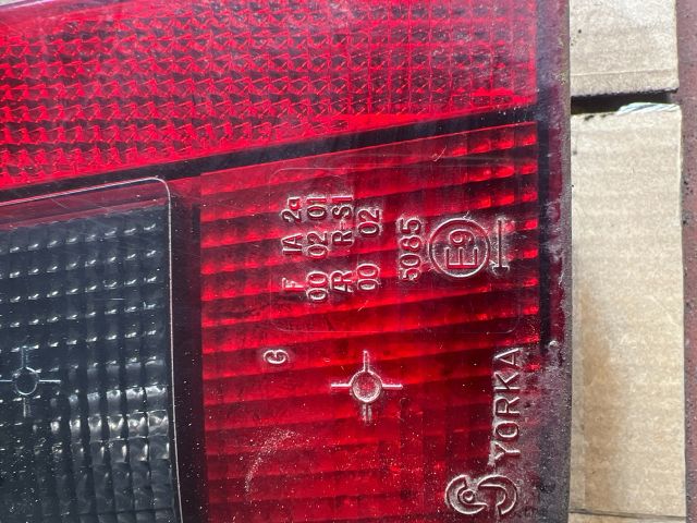 bontott CITROËN BERLINGO Bal Hátsó Lámpa