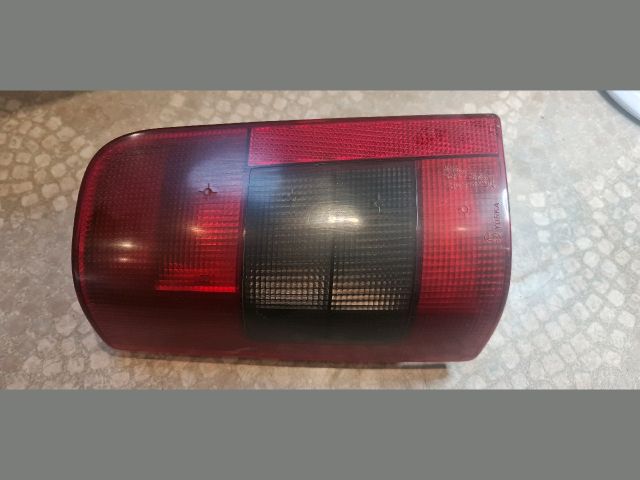 bontott CITROËN BERLINGO Bal Hátsó Lámpa