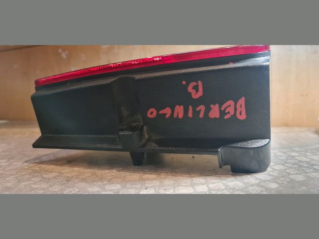 bontott CITROËN BERLINGO Bal Hátsó Lámpa