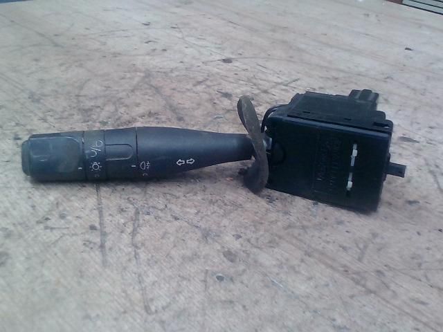 bontott CITROËN BERLINGO Bal Kormánykapcsoló Irányjelző