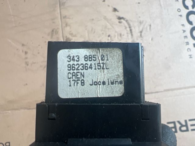 bontott CITROËN BERLINGO Bal Kormánykapcsoló Irányjelző