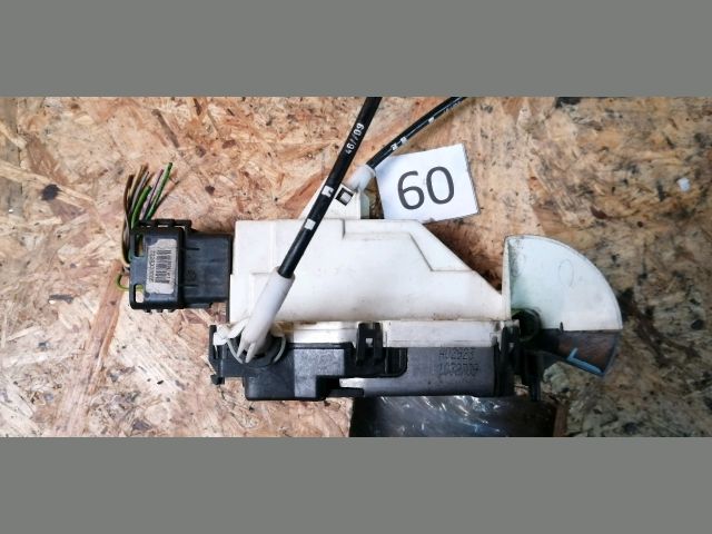 bontott CITROËN BERLINGO Bal Tolóajtó Zárszerkezet