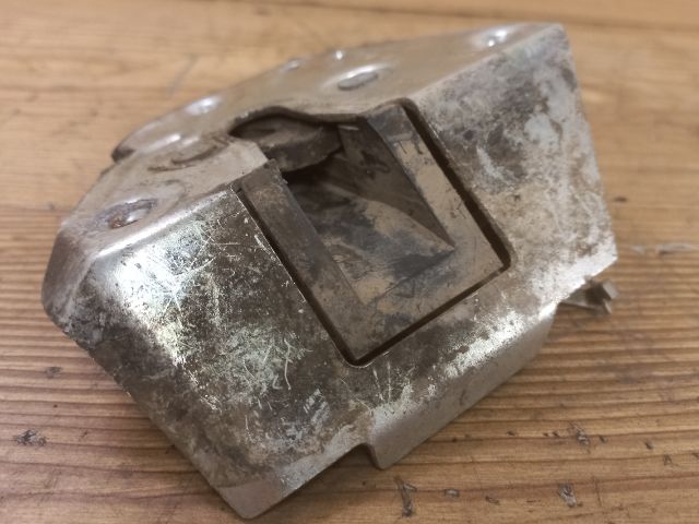 bontott CITROËN BERLINGO Bal Tolóajtó Zárszerkezet