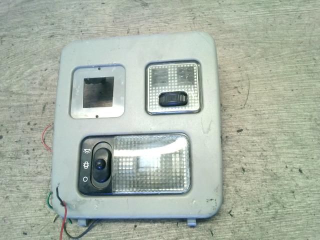 bontott CITROËN BERLINGO Beltér Világítás Első