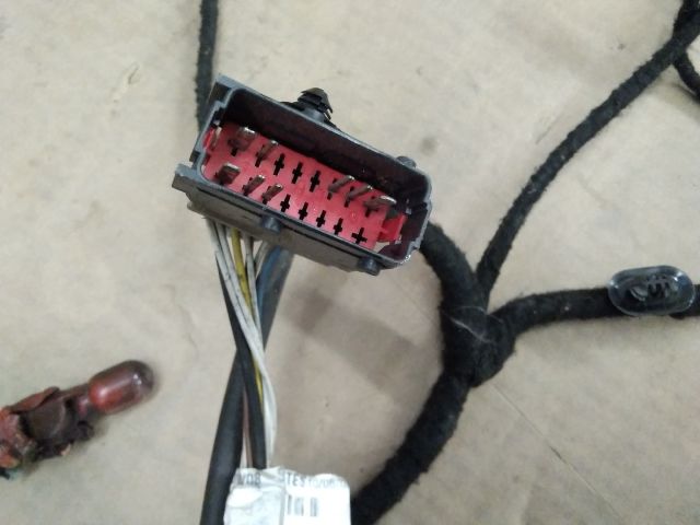 bontott CITROËN BERLINGO Csomagtérajtó Kábelköteg