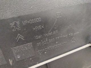 bontott CITROËN BERLINGO Csomagtérajtó Kárpit