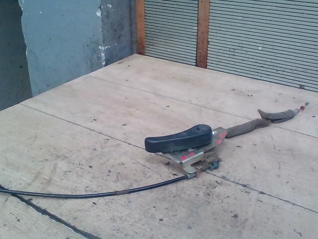 bontott CITROËN BERLINGO Csomagtérajtó Kilincs