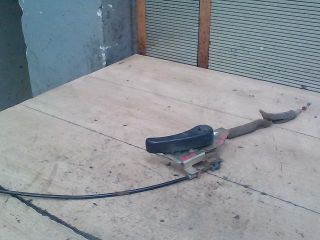 bontott CITROËN BERLINGO Csomagtérajtó Kilincs