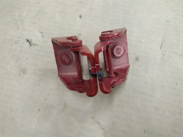 bontott CITROËN BERLINGO Csomagtérajtó Zsanér