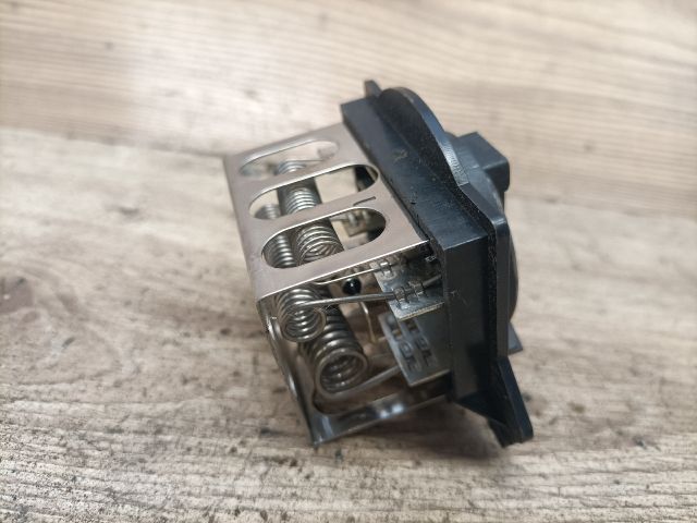 bontott CITROËN BERLINGO Előtét Ellenállás Fűtőmotor