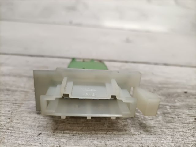 bontott CITROËN BERLINGO Előtét Ellenállás Fűtőmotor