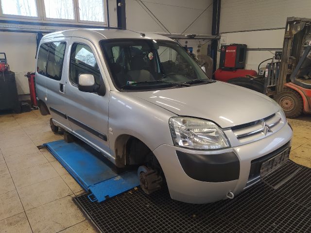 bontott CITROËN BERLINGO Első Lökhárító Merevítő (Fém)