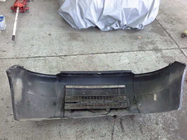 bontott CITROËN BERLINGO Első Lökhárító (Részeivel)