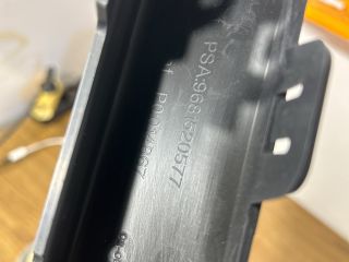 bontott CITROËN BERLINGO Első Lökhárító Tartó Felső