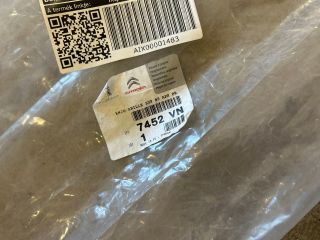 bontott CITROËN BERLINGO Első Lökhárító Tartó Felső