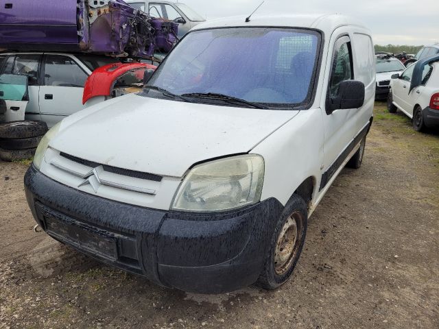 bontott CITROËN BERLINGO Első Lökhárító (Üresen)