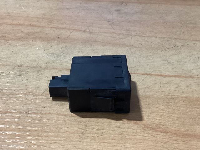 bontott CITROËN BERLINGO Fényszórómagasság Állító Kapcsoló