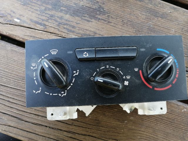 bontott CITROËN BERLINGO Fűtéskapcsoló (Nem klímás)