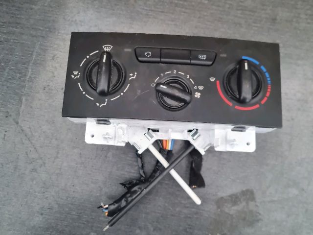 bontott CITROËN BERLINGO Fűtéskapcsoló (Nem klímás)