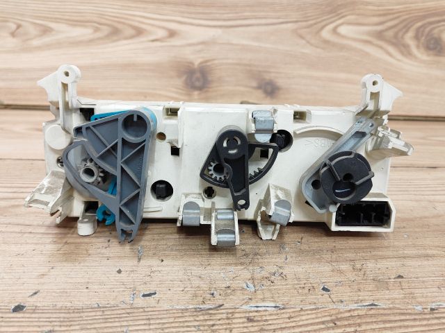 bontott CITROËN BERLINGO Fűtéskapcsoló (Nem klímás)