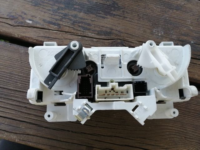 bontott CITROËN BERLINGO Fűtéskapcsoló (Nem klímás)