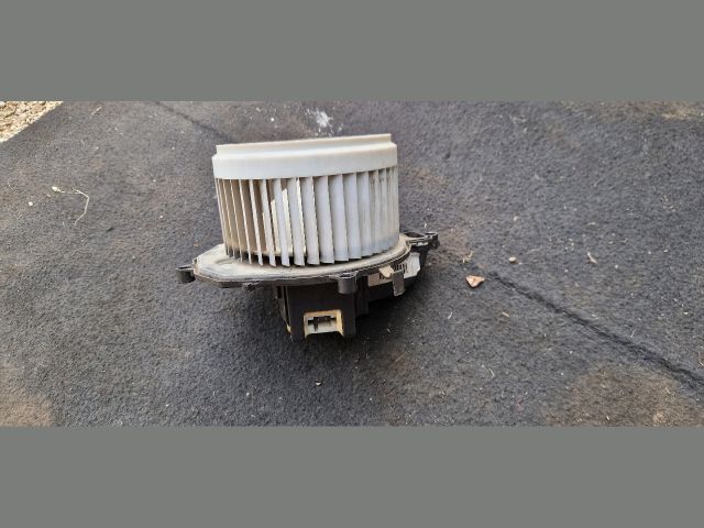 bontott CITROËN BERLINGO Fűtőmotor (Klímás)