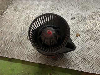 bontott CITROËN BERLINGO Fűtőmotor (Klímás)