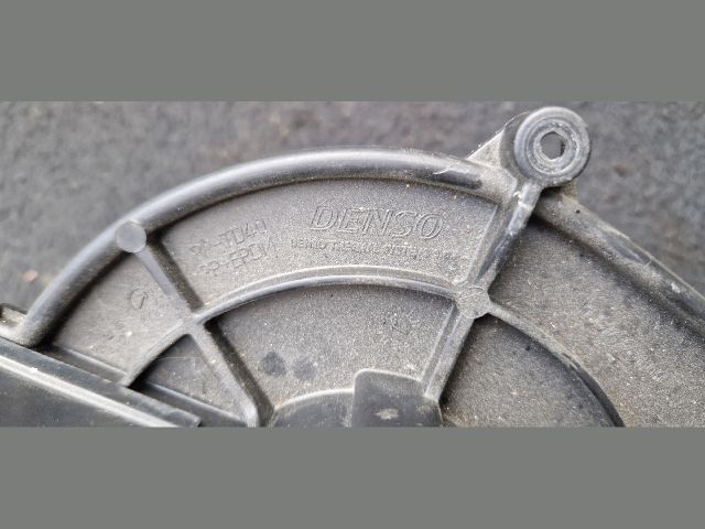 bontott CITROËN BERLINGO Fűtőmotor (Klímás)