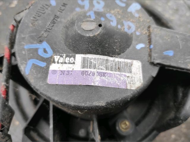 bontott CITROËN BERLINGO Fűtőmotor (Nem klímás)