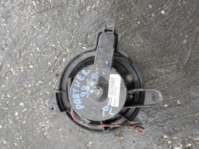 bontott CITROËN BERLINGO Fűtőmotor (Nem klímás)