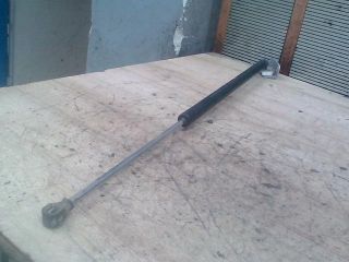 bontott CITROËN BERLINGO Gázrugós Kitámasztó Teleszkóp Csomagtérajtó Jobb