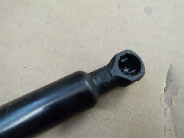 bontott CITROËN BERLINGO Gázrugós Kitámasztó Teleszkóp Csomagtérajtó (Pozíciófüggetlen)