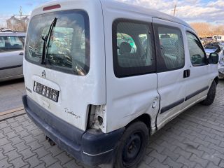 bontott CITROËN BERLINGO Hátsó Lökhárító (Részeivel)