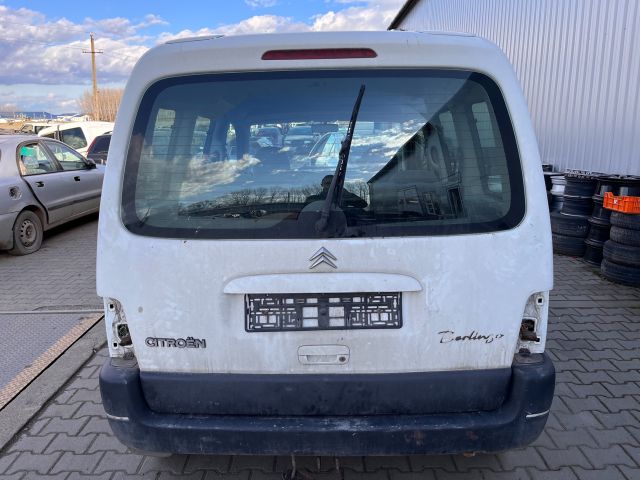 bontott CITROËN BERLINGO Hátsó Lökhárító (Részeivel)