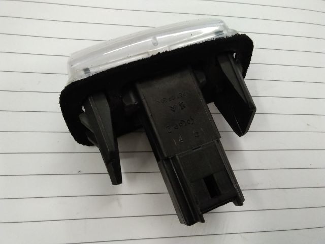 bontott CITROËN BERLINGO Hátsó Rendszámtábla Világítás