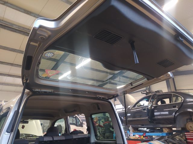 bontott CITROËN BERLINGO Hűtőrács