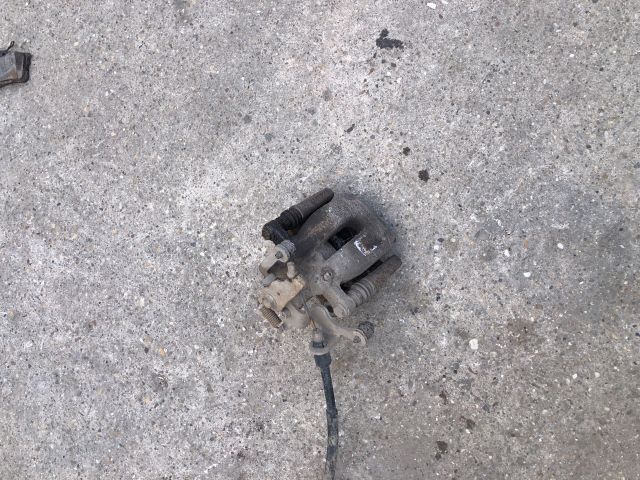 bontott CITROËN BERLINGO II Bal hátsó Féknyereg Munkahengerrel