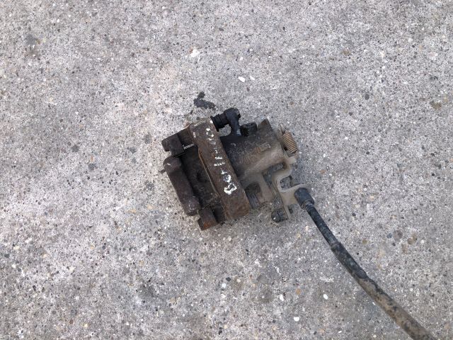 bontott CITROËN BERLINGO II Bal hátsó Féknyereg Munkahengerrel