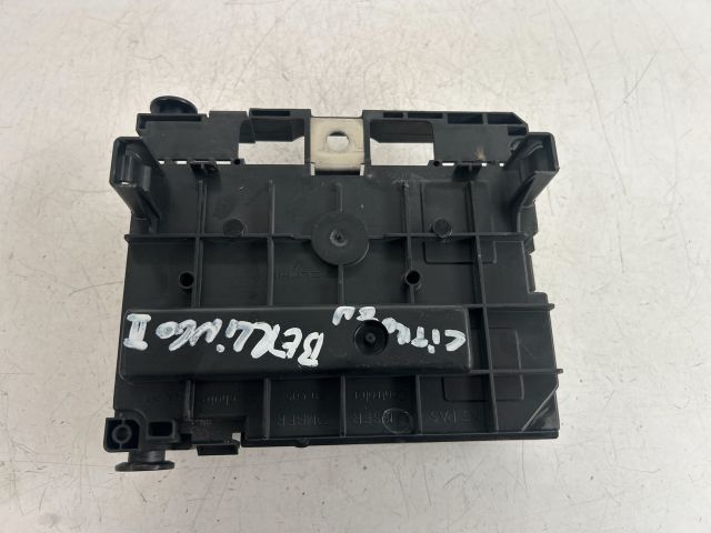 bontott CITROËN BERLINGO II Biztosítéktábla Motortér